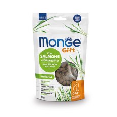 Monge Gift Hairball Filled & Crunchy / Лакомство Монж на кошек Хрустящие подушечки с Лососем и кошачьей мятой для вывода шерсти