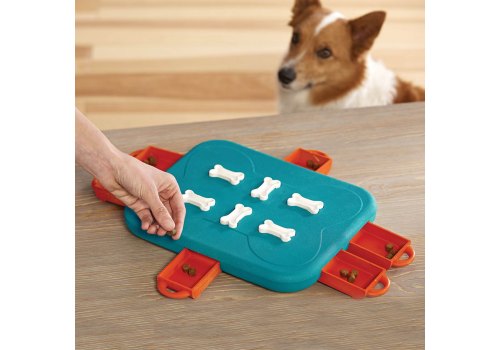 Nina Ottosson Casino / Игра-головоломка Нина Оттосан для собак 3 уровень сложности Nina Ottosson Casino / Игра-головоломка Нина Оттосан для собак 3 уровень сложности