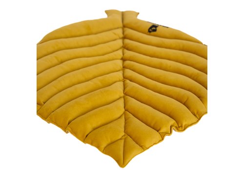 Mr.Kranch / Лежанка Мистер Кранч для животных Листочек двусторонняя с имитацией кожи Охра