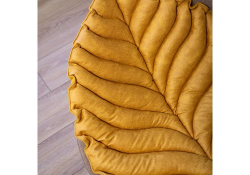 Mr.Kranch / Лежанка Мистер Кранч для животных Листочек двусторонняя с имитацией кожи Охра