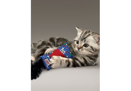 Kong Kickeroo / Игрушка Конг для кошек с мятой Kong Kickeroo / Игрушка Конг для кошек с мятой